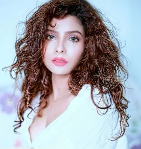 Divyanshi Dey